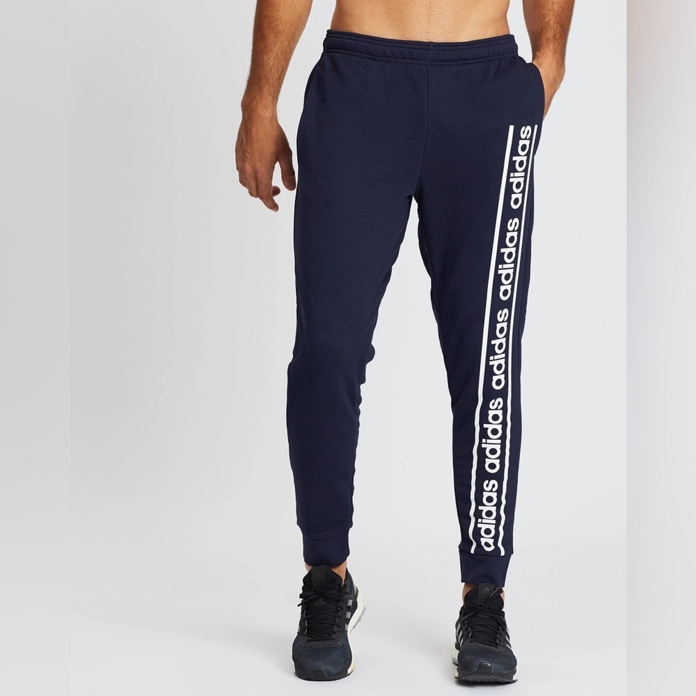 Adidas men’s Navy logo stripe C90 comfortable sweatpants joggers in S